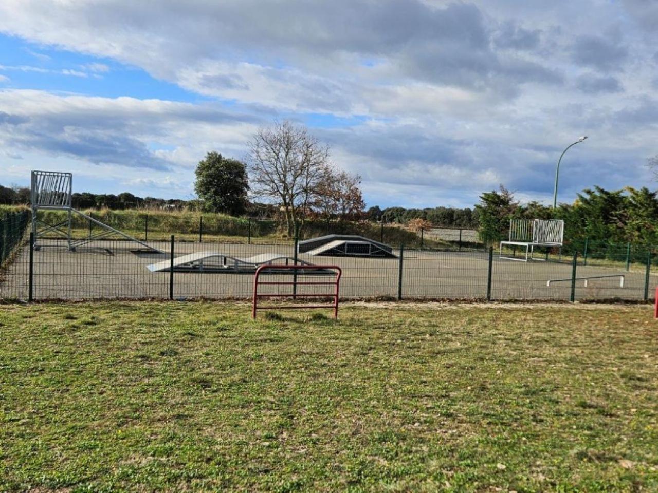 Gite La Joliette Et Le Chesnaie Grillon Exterior foto